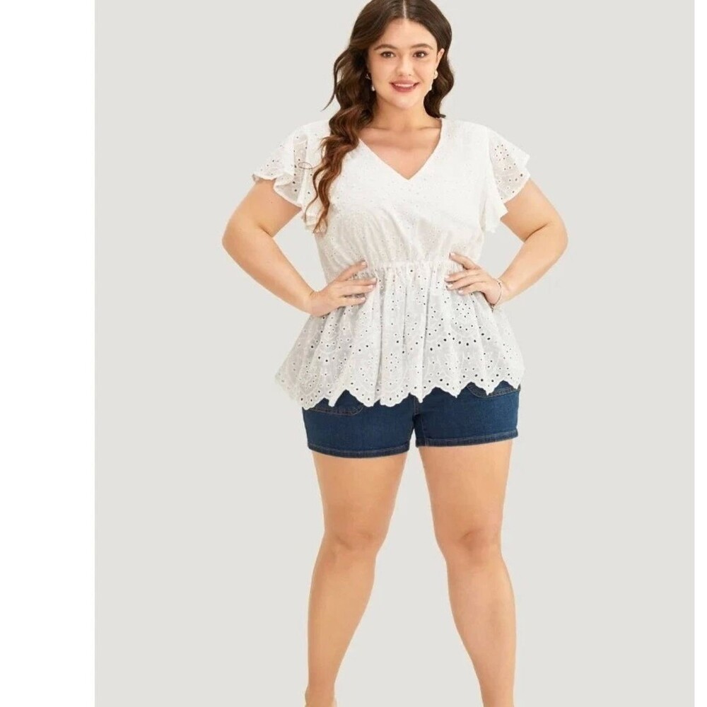Bloomchic 10 M Solid Ruffles Scalloped Trim Laser Cut Blouse White - Picture 3 of 11